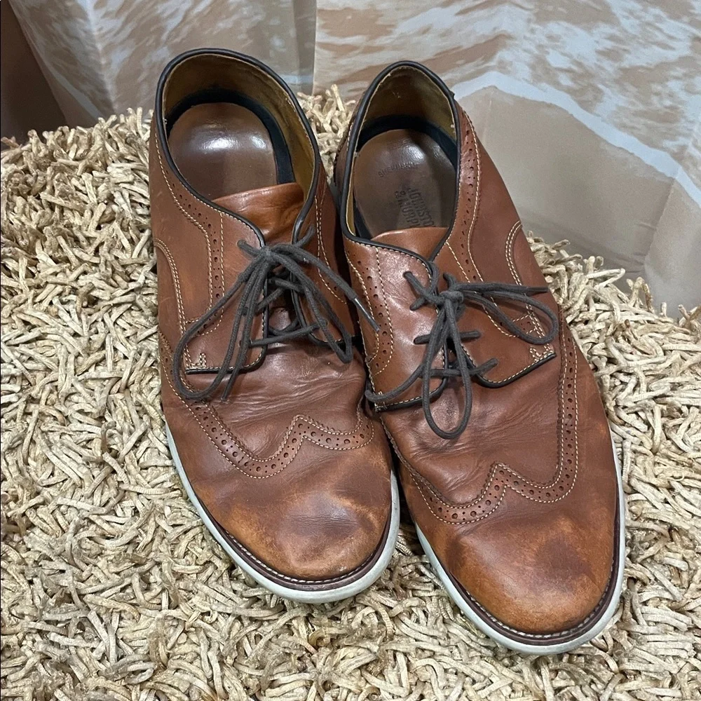 Johnston & Murphy Tan Leather Oxfords